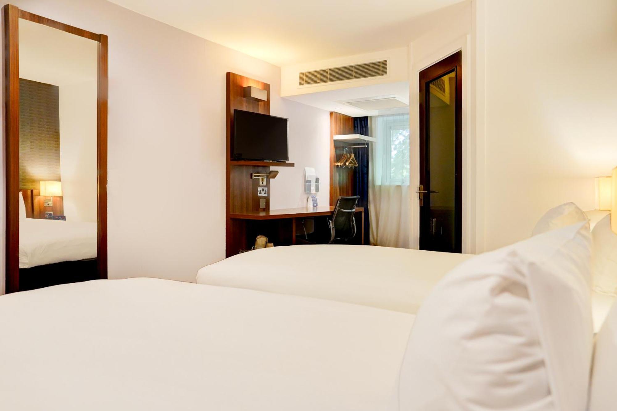 Belvilla Crewe City Centre Hotel Lifestyle Exterior foto