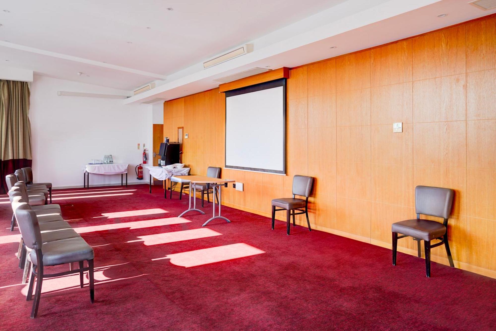 Belvilla Crewe City Centre Hotel Lifestyle Exterior foto